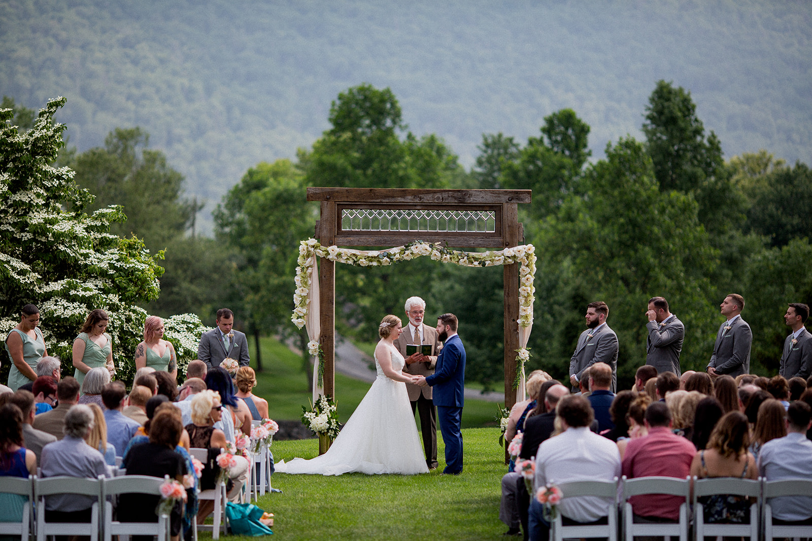 Full Weeken Wedding Venue with Entire property access - One Barn Farm
